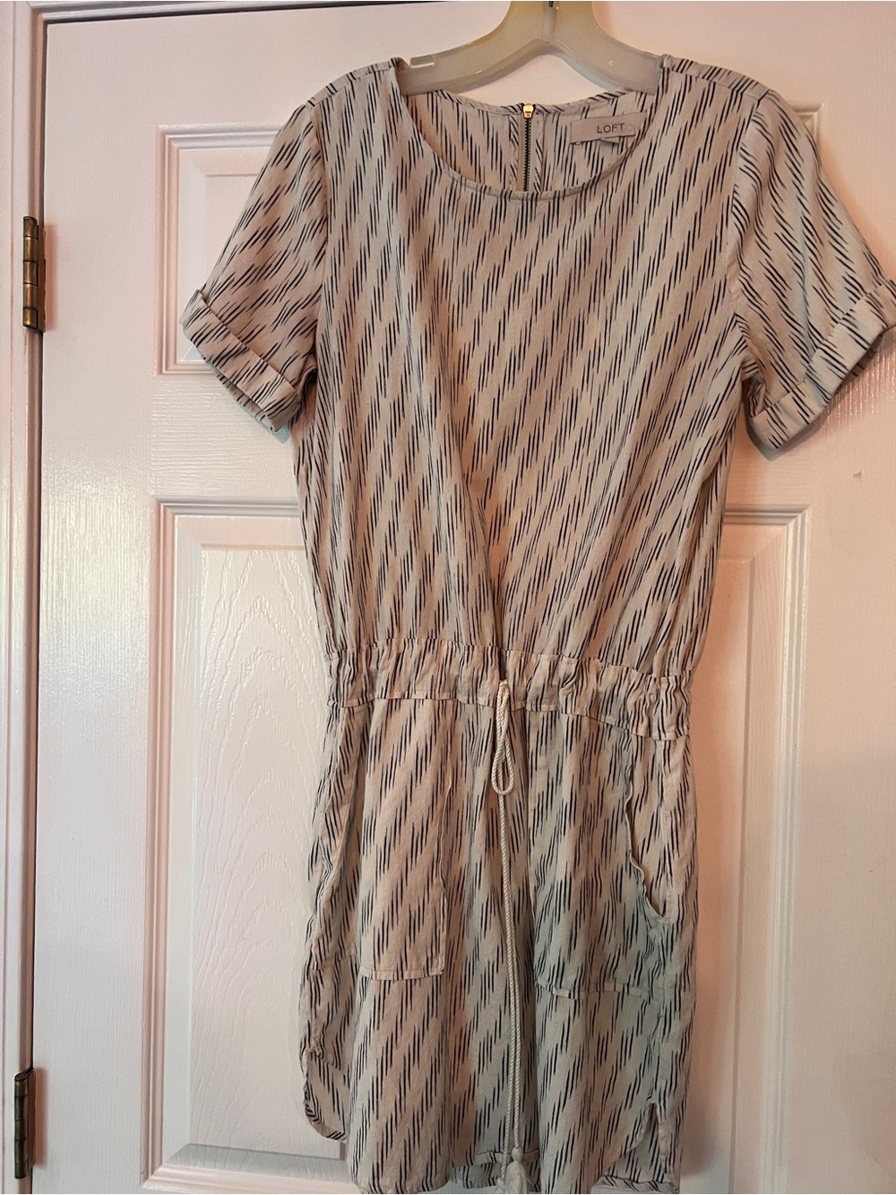LOFT Cream Short Sleeve Drawstring Waist Dress with Black Dash Print